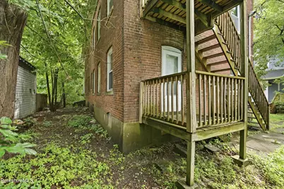 53 Orchard St, Pittsfield, MA 01201 - Photo 38