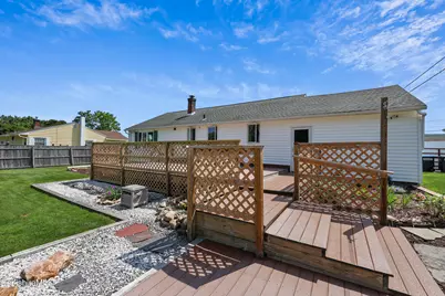 30 Joan Dr, Pittsfield, MA 01201 - Photo 26