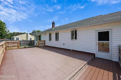 30 Joan Dr, Pittsfield, MA 01201 - Photo 24