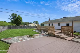 30 Joan Dr, Pittsfield, MA 01201 - Photo 30
