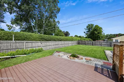 30 Joan Dr, Pittsfield, MA 01201 - Photo 30