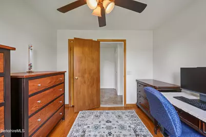 30 Joan Dr, Pittsfield, MA 01201 - Photo 18