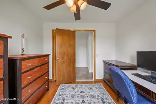 30 Joan Dr, Pittsfield, MA 01201 - Photo 18