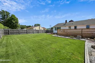 30 Joan Dr, Pittsfield, MA 01201 - Photo 32