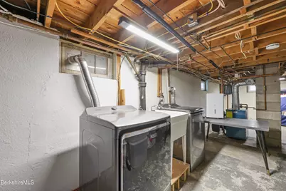 30 Joan Dr, Pittsfield, MA 01201 - Photo 20