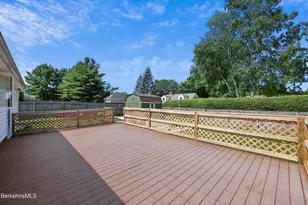 30 Joan Dr, Pittsfield, MA 01201 - Photo 24