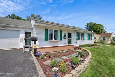 30 Joan Dr, Pittsfield, MA 01201 - Photo 2