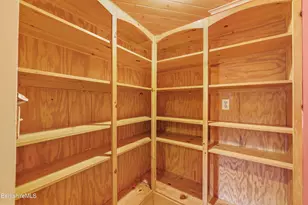 10 Summer St, Adams, MA 01220 - Photo 28
