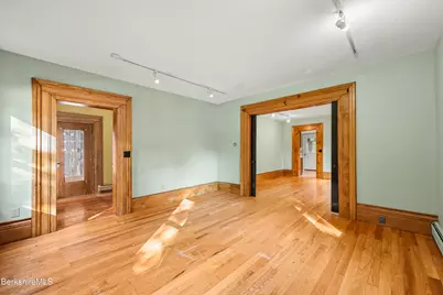10 Summer St, Adams, MA 01220 - Photo 10