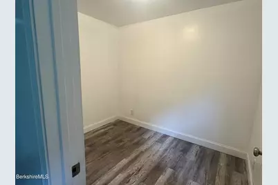 68 1/2 Columbia St, Adams, MA 01220 - Photo 10