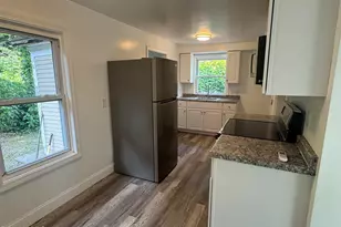 68 1/2 Columbia St, Adams, MA 01220 - Photo 4