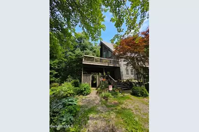 136 Chester Rd, Blandford, MA 01008 - Photo 2