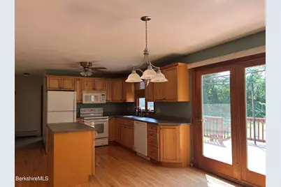 79 Clark Rd, Pittsfield, MA 01201 - Photo 4