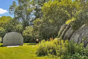 191 Fort Hill Ave, Pittsfield, MA 01201 - Photo 4