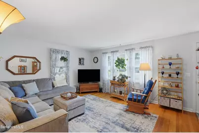 16 Patricia Ave, Pittsfield, MA 01201 - Photo 6
