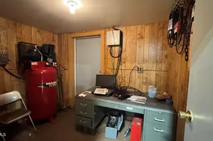 110 Union St, North Adams, MA 01247 - Photo 8