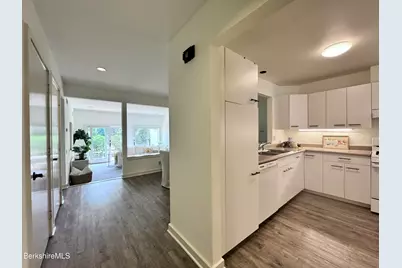 80 Taconic Ave, Great Barrington, MA 01230 - Photo 8