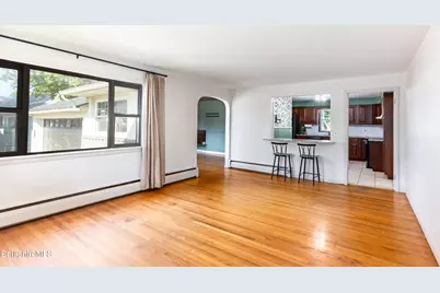 56 Saratoga Dr, Pittsfield, MA 01201 - Photo 6