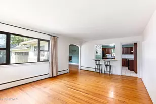 56 Saratoga Dr, Pittsfield, MA 01201 - Photo 6