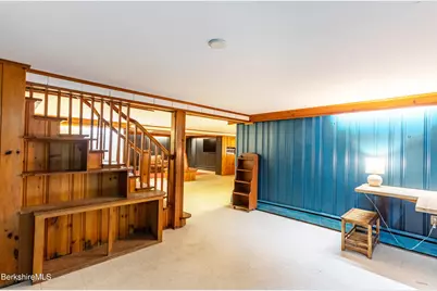 56 Saratoga Dr, Pittsfield, MA 01201 - Photo 30