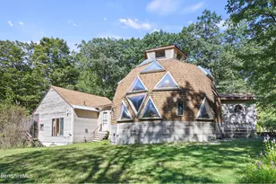 152 Sir Edwards Way, Becket, MA 01223 - Photo 30