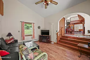 152 Sir Edwards Way, Becket, MA 01223 - Photo 18