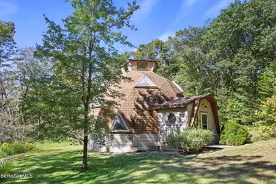 152 Sir Edwards Way, Becket, MA 01223 - Photo 4