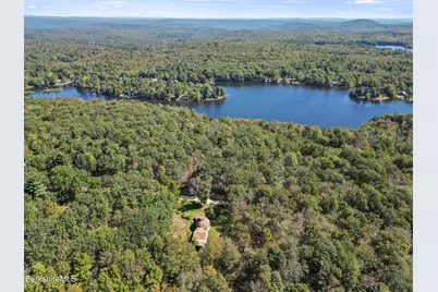 152 Sir Edwards Way, Becket, MA 01223 - Photo 2
