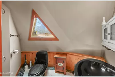 152 Sir Edwards Way, Becket, MA 01223 - Photo 28