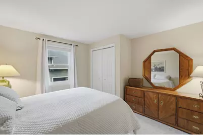 92 Ridge Ave, Pittsfield, MA 01201 - Photo 12