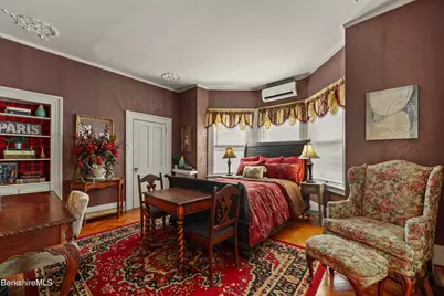 497 Holmes Rd, Pittsfield, MA 01201 - Photo 36