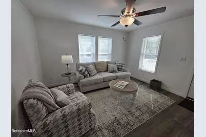 395 Cheshire Rd #110, Pittsfield, MA 01201 - Photo 4