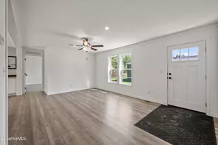 395 Cheshire Rd, Pittsfield, MA 01201 - Photo 8