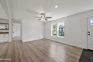 395 Cheshire Rd, Pittsfield, MA 01201 - Photo 6