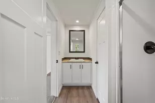 395 Cheshire Rd, Pittsfield, MA 01201 - Photo 24