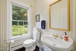 365 Oblong Rd, Williamstown, MA 01267 - Photo 16