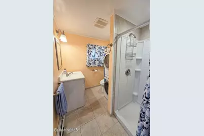 4 Albert St, Adams, MA 01220 - Photo 8