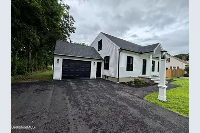 747 Pecks Rd, Pittsfield, MA 01201 - Photo 4