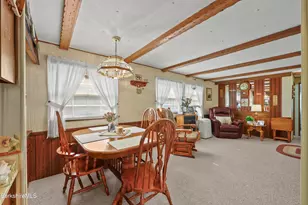 1 Lakewood Cir, Pittsfield, MA 01201 - Photo 10