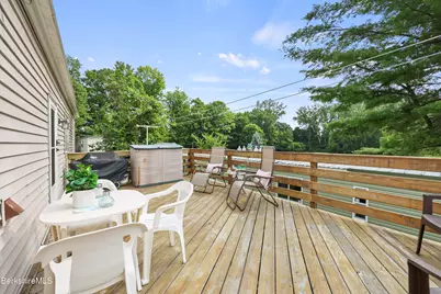 1 Lakewood Cir, Pittsfield, MA 01201 - Photo 26
