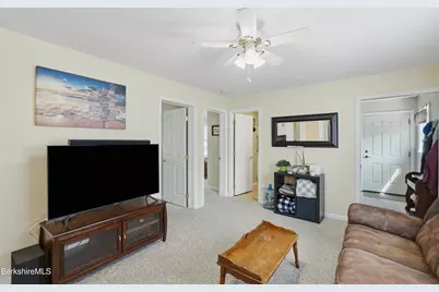 70 Franklin St, Dalton, MA 01226 - Photo 16