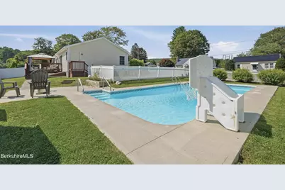 70 Franklin St, Dalton, MA 01226 - Photo 42