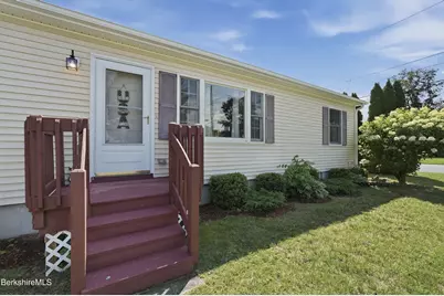 70 Franklin St, Dalton, MA 01226 - Photo 4