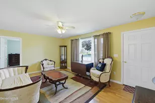 70 Franklin St, Dalton, MA 01226 - Photo 18