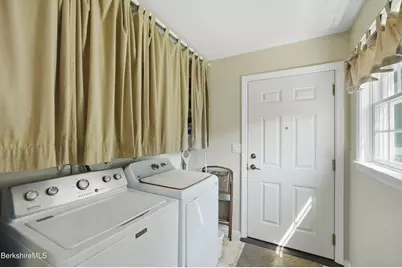 70 Franklin St, Dalton, MA 01226 - Photo 34