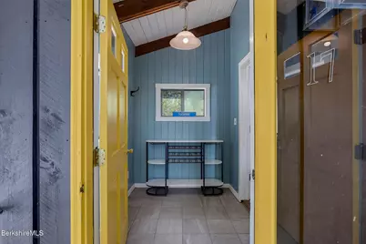 17 S Sandisfield Rd, Sandisfield, MA 01255 - Photo 8
