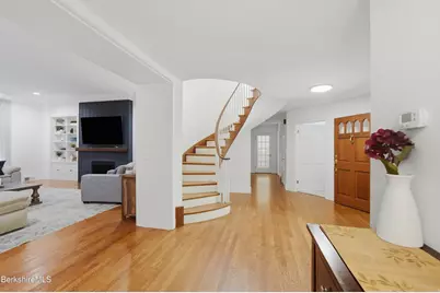 147 Patricia Ave, Dalton, MA 01226 - Photo 10