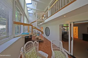 19 Hawthorne Rd, Stockbridge, MA 01262 - Photo 26