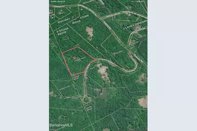 8 Stone Ridge Rd, Stockbridge, MA 01262 - Photo 12