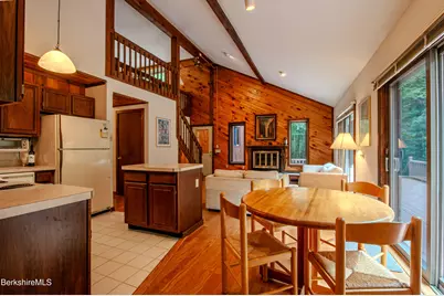 12 Bayberry Dr, Becket, MA 01223 - Photo 16